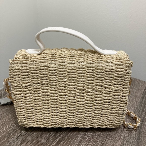 Natural/Ivory Sift Straw Purse w/Chain - Picture 4 of 16